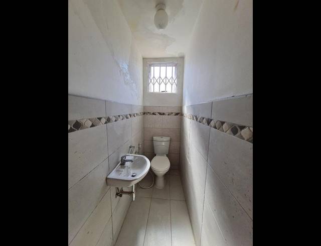 3 BEDROOM HOUSE FOR SALE IN ESSENWOOD